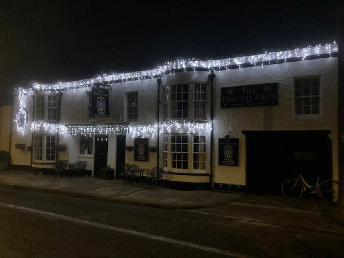 The Masons Arms Bed & Breakfast Norham Exterior photo